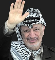 Arafat saluda 3